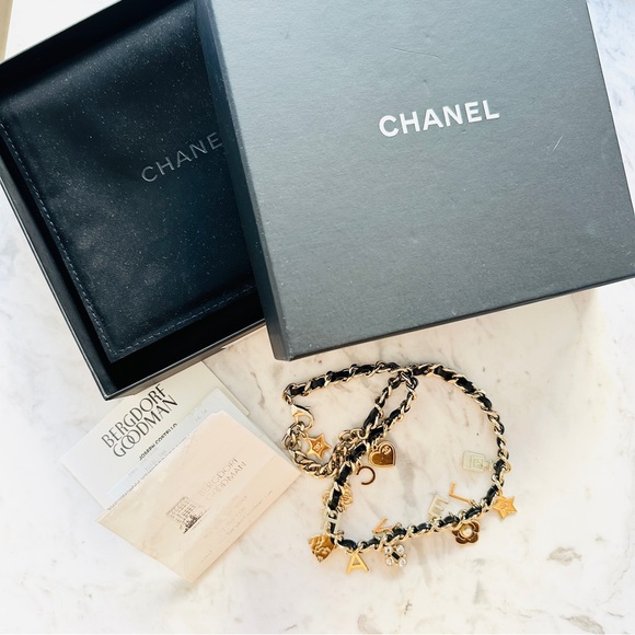 CHANEL Lambskin Crystal CC Logo Charming Necklace in Gold and Black - Picture 12 of 13